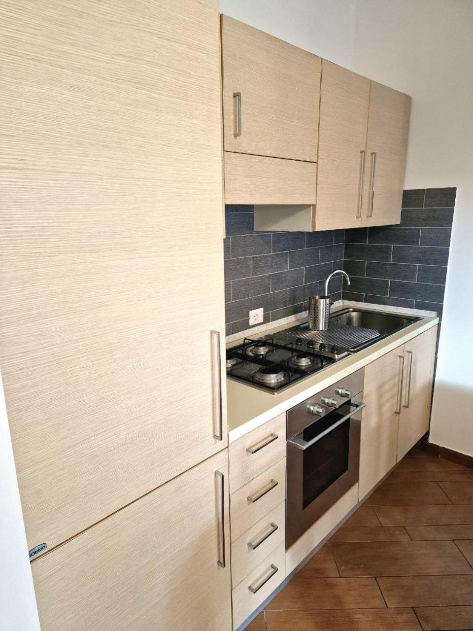 Domus Livio, 7 Min Fco Airport, Free Wifi, Garden Apartment, 2 Tv Hd Фьюмичино Экстерьер фото