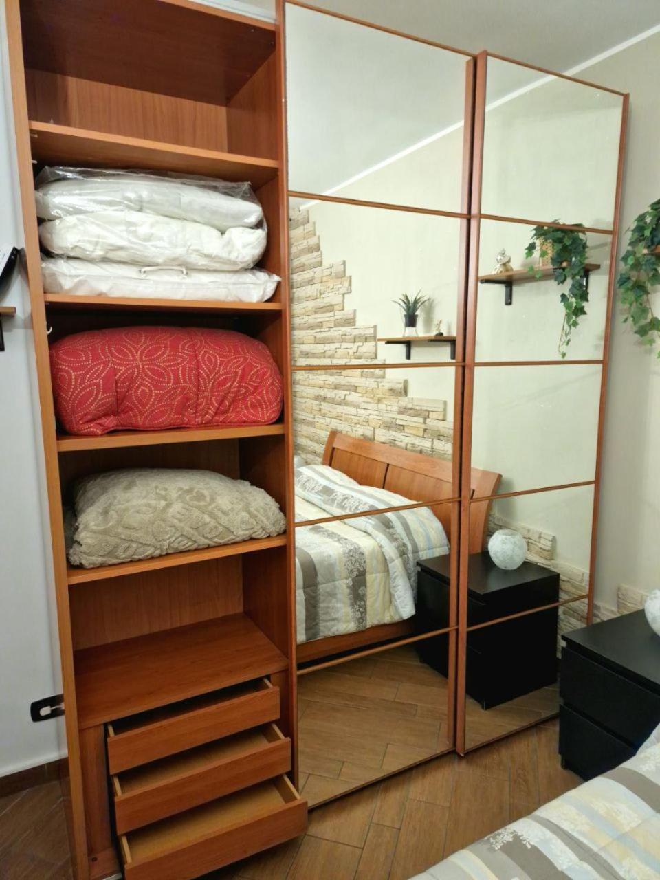 Domus Livio, 7 Min Fco Airport, Free Wifi, Garden Apartment, 2 Tv Hd Фьюмичино Экстерьер фото